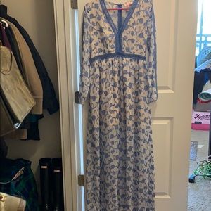 Re:Named long blue and white floral dress sz Large